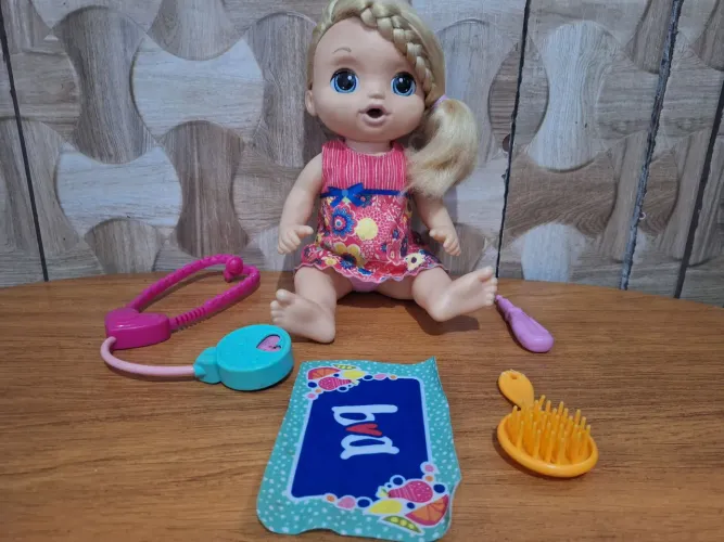 Baby alive doce lagrimas em inglês funcionando.
