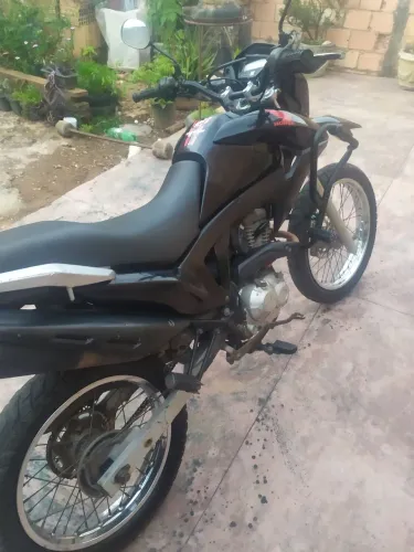Bros 160.. baixo de tabela 