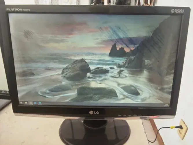 Monitor 20' LG FLATRON W205TQ-PF (Leia descrição)