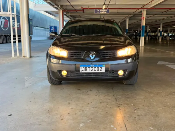 Renault Megane Sedan Dynamique Hi-flex 1.6 16V 2009