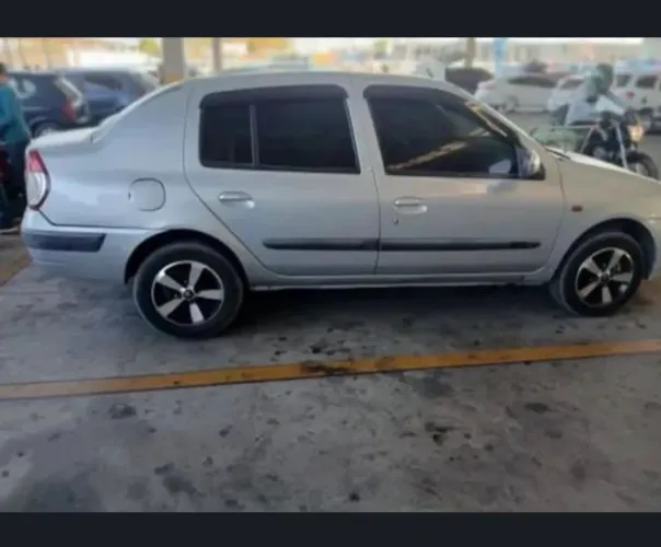 Renault Clio Sed. Privilège Hi-flex 1.6 16V 4P 2006