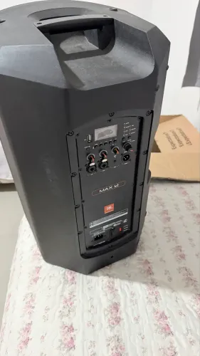 Caixas profissional Jbl max 12 ativas