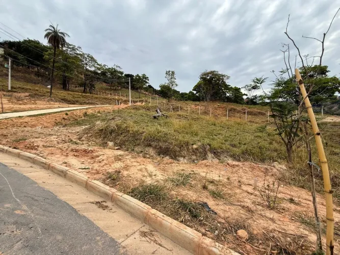 OPORTUNIDADE - Lote 537m² no bairro Jardins - Justinópolis - Financiado + Aceita Veículo