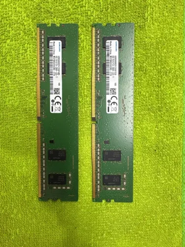 MEMÓRIA RAM SAMSUNG - DOIS PENTES 4GB - DDR4 - 2666Mhz