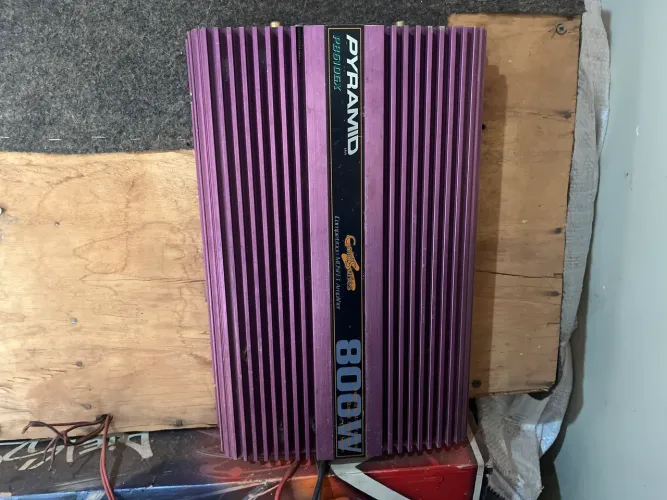 Pyramid PB610GX 800 W