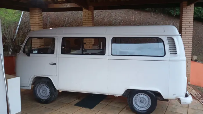 Volkswagen Kombi Standard/ Luxo/ Serie Prata 2004