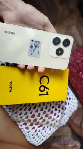 Vendo celular Redmi c61