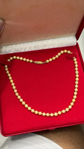 Colar de ouro 18k com pérolas de água salgada 