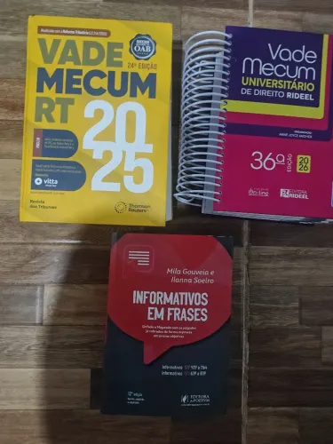 Kit 3 livros de direito