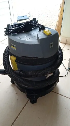 Aspirador de Pó e Líquidos Kärcher NT 585