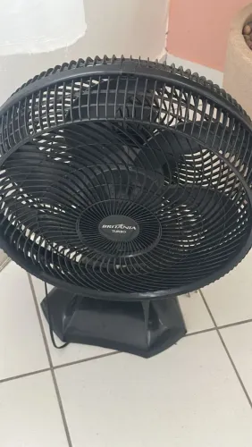 Ventilador Britânia turbo preto