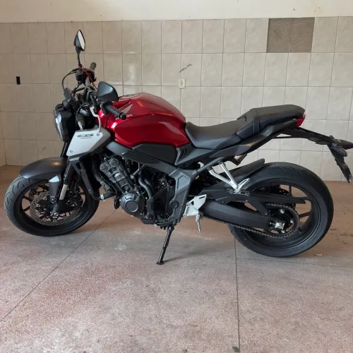 HONDA CB650R (1.912KM)