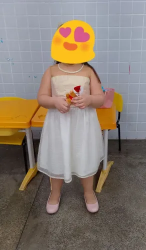 Vestido infantil com tule 