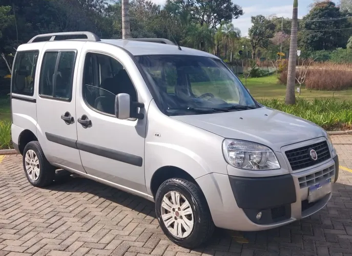 Fiat Doblo Essence 1.8 Flex 16V 5P 2014