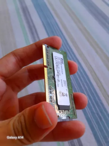 Memória RAM DDR3 de NOTEBOOK de 2Gb