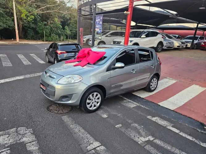 Fiat Palio Attractive 1.0 EVO Fire Flex 8V 5P 2015