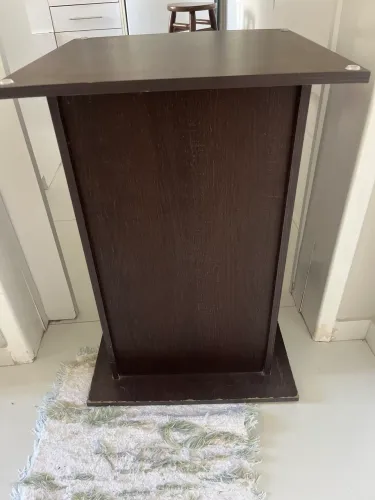 Pé de mesa de vidro