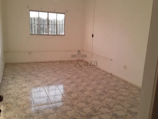 Ponto Comercial - Bosque dos Eucaliptos - 4 Salas - 96m².