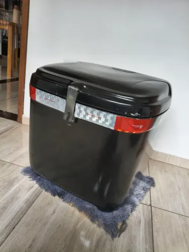 Baú de motoboy/Caixa de fibra - 120L