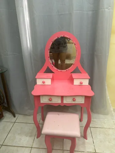 Vendo penteadeira infantil