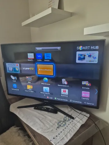 TV SAMSUNG 40 pol. Funcionando