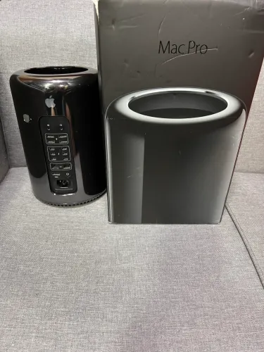 Mac Pro Octa 3.3 - 96 ram - 2 tb NVMe SSD