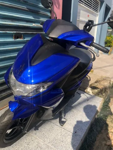 VENDA - MOTO YAMARAH FLUO 125 - 2025 