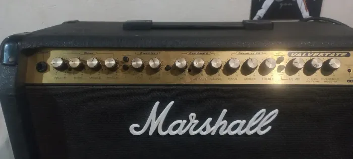 Amplificador marshall vs100 