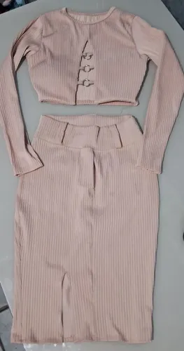 Vendendo essas peças de roupa 