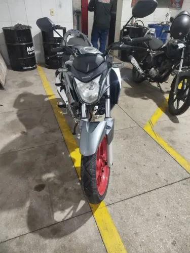 Vendo cb250f twister 2018