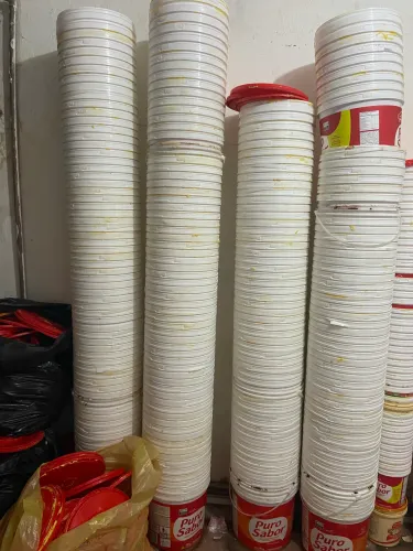 Baldes de margarina 15kg vazios R$ 2.00