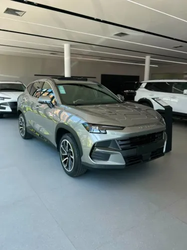 Jetour S06 Premium 2027
