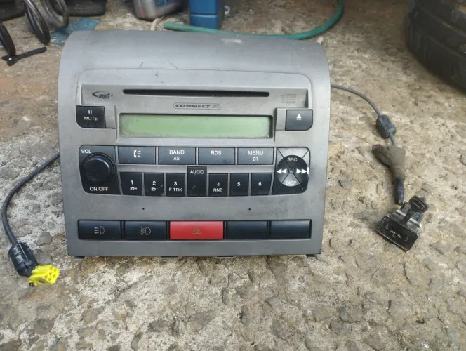 Rádio original Palio e Strada com usb