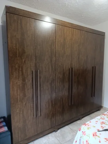 Vendo roupeiro 6 meses de uso