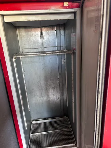 Cervejeira 220w