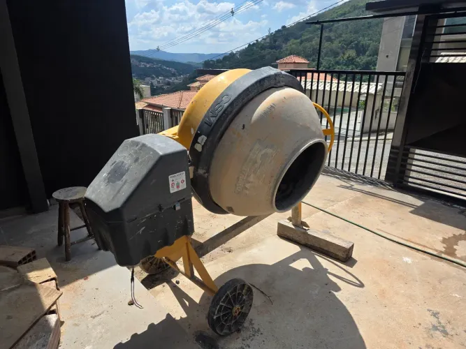 betoneira CSM de 400 Litros (1 traço) em 220V para uso profissional