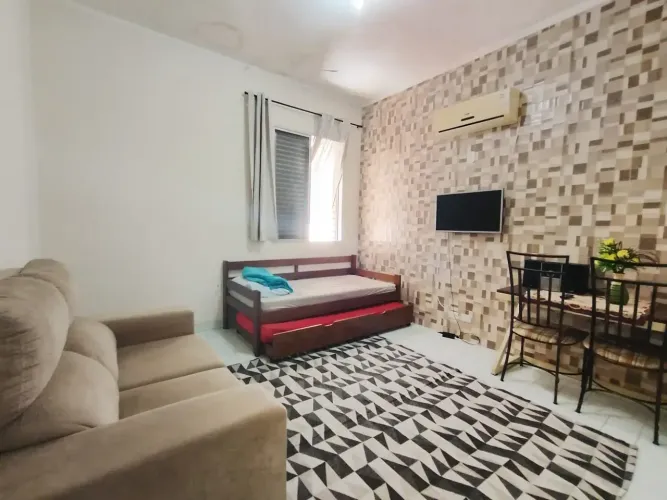Kit Net para locação possui 36 metros quadrados com 1 quarto em Guilhermina - Praia Grande