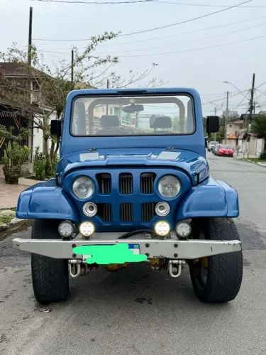 Willys Overland Jeep 2.6 12V Gasolina 2P 1977