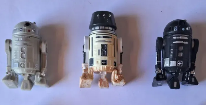 3 droids star wars 3,75 hasbro exatamente como na foto