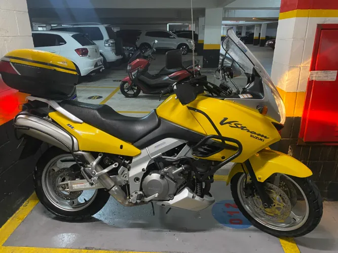 Moto revisada sem detalhes