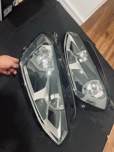 Farol Golf MK7 2013 a 2016 original 