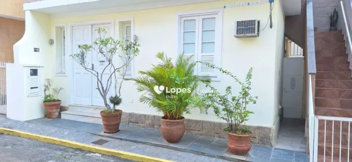 Casa com 2 dormitórios para alugar, 74 m² por R$ 4.187,70/mês - Tijuca - Rio de Janeiro/RJ