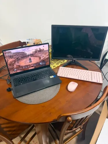 Notebook Samsung Galaxy Book2 i5 ? 16GB ? 512GB SSD