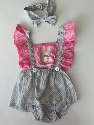 Roupa de coelhinho 