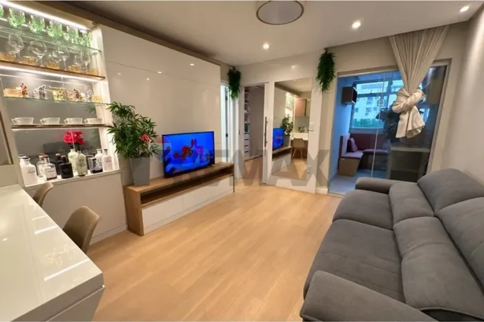 Apartamento à venda em Jardim da Penha Totalmente Reformado, com varanda