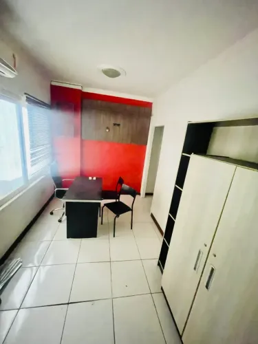 Sala Comercial com Recepção e Banheiro Rua Santo Antônio Centro