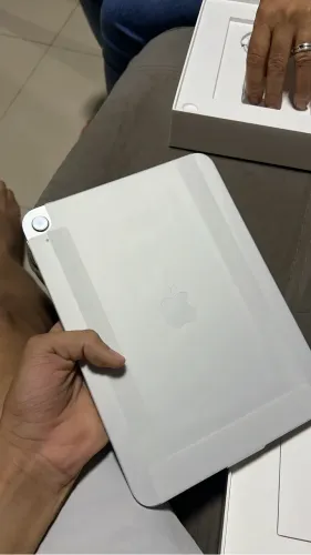 iPad 11 A16