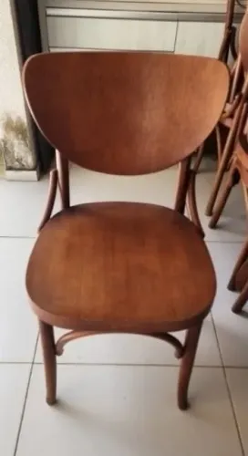 Cadeira de madeira Arte Nobre Móveis - excelente qualidade