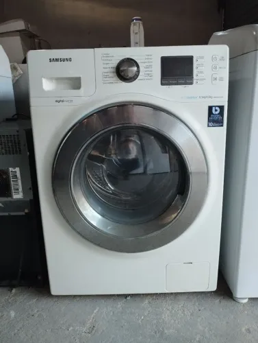 Vendo máquina Samsung lavar e secar.