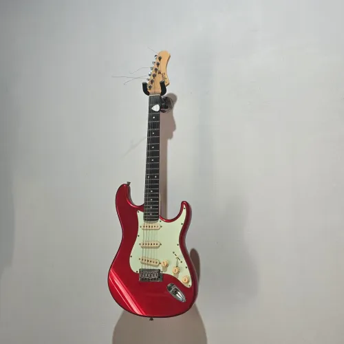 Guitarra Tagima T635.